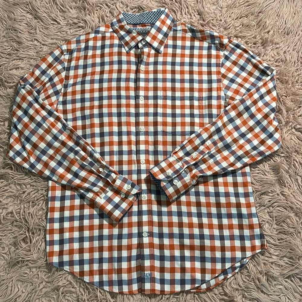 Johnston & Murphy Premium Cotton Tailored Fit Button Down Shirt